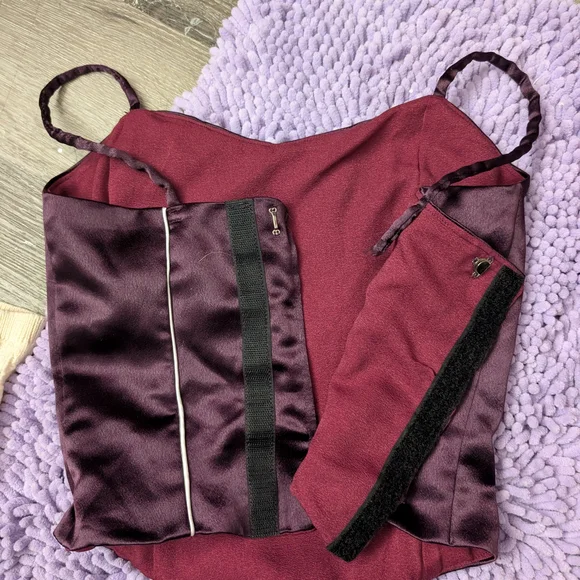 Chic Satin Corset Top with White Trim - Picture 3 of 4